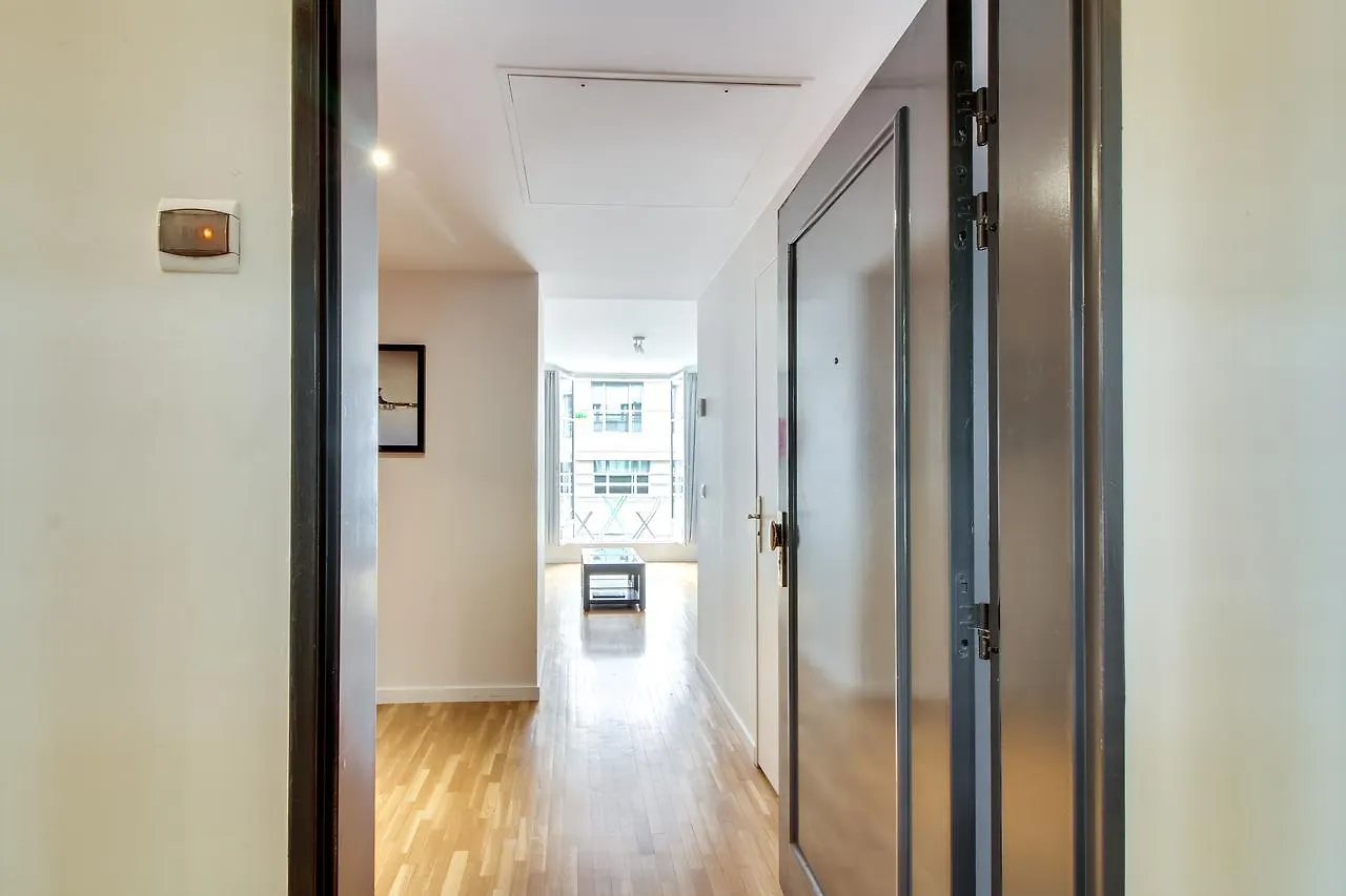 Apartment Champs Elysees George V Id 306 Paris